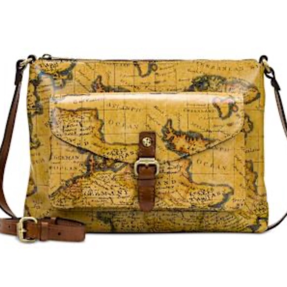 NEW WITH TAGS PATRICIA NASH LEATHER KIRBY EUROPEAN WORLD MAP PURSE BAG SIGNATURE